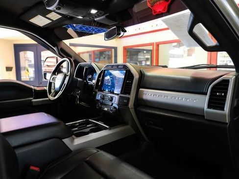 Used 2022 Ford F250 Lariat w/ Lariat Value Package image 13