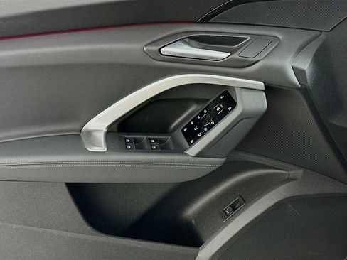 New 2025 Audi Q5 Premium image 16