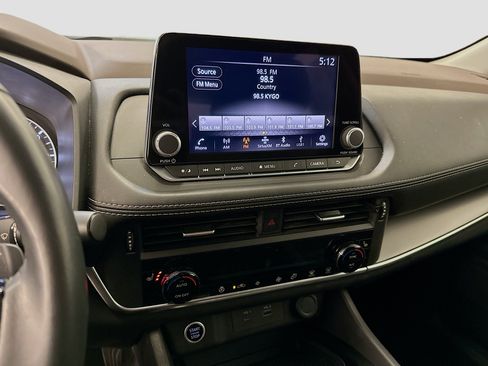 Used 2023 Nissan Rogue SV w/ SV Premium Package image 25