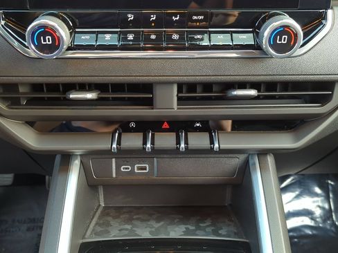 Certified 2026 Chevrolet Colorado Trail Boss AWD/4WD image 17