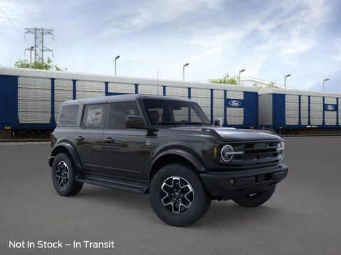 New 2025 Ford Bronco Outer Banks image 7