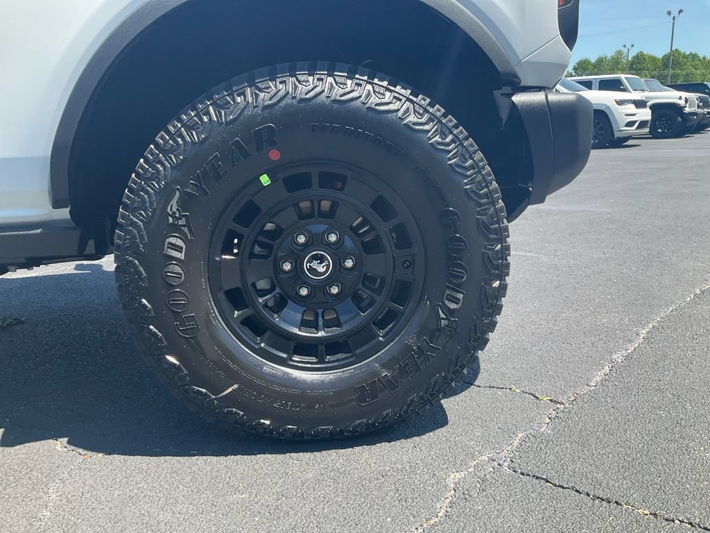 New 2026 Ford Bronco Big Bend w/ Black Diamond Package AWD/4WD image 10