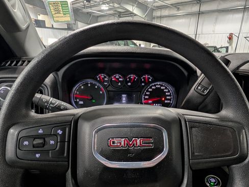 Used 2024 GMC Sierra 2500 Pro image 25