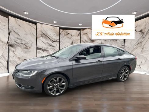 Used 2015 Chrysler 200 S w/ Navigation & Sound Group I AWD/4WD image 18