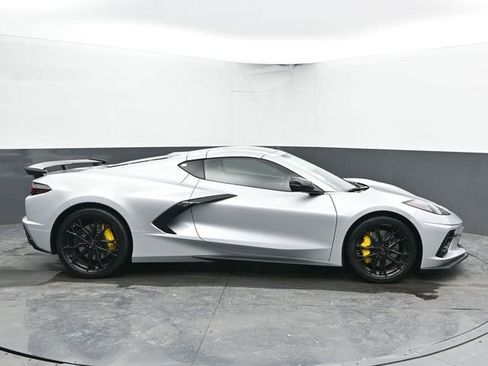 New 2026 Chevrolet Corvette Stingray Premium Cpe w/ Z51 Performance Package image 9
