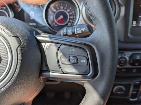 Used 2023 Jeep Wrangler Unlimited Sport AWD/4WD image 22