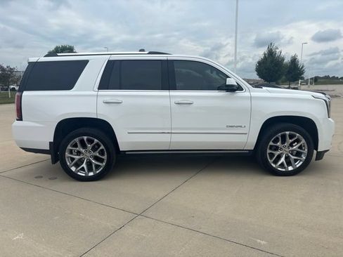 Used 2019 GMC Yukon Denali w/ Denali Ultimate Package AWD/4WD image 40