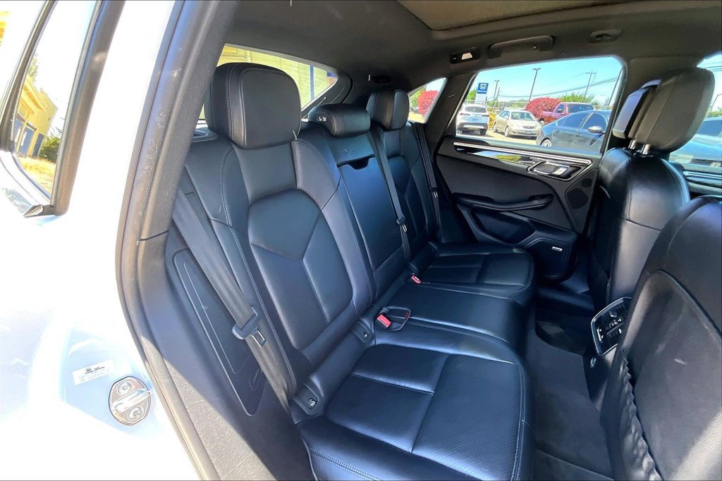 Used 2018 Porsche Macan S AWD/4WD image 19