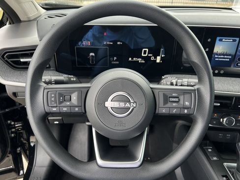 New 2026 Nissan Kicks S image 7