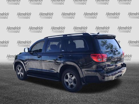 Used 2012 Toyota Sequoia SR5 w/ Sport Appearance Pkg RWD image 7
