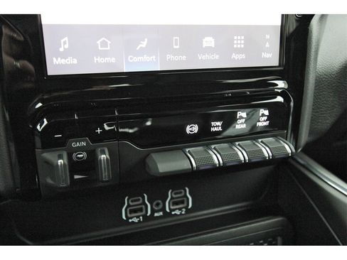 Used 2025 RAM 2500 Laramie image 21