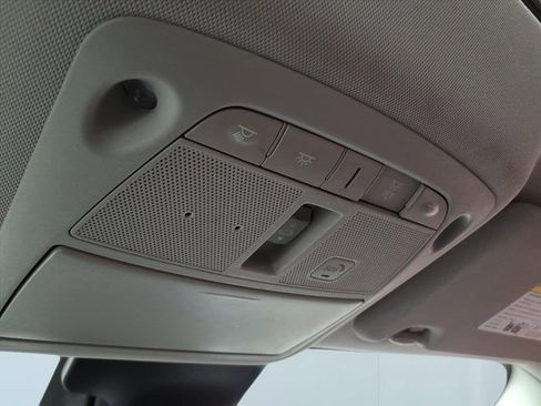 Used 2022 Nissan Rogue Sport SL w/ Premium Package image 18