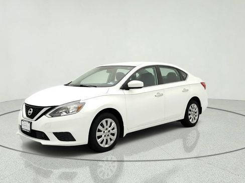 Used 2019 Nissan Sentra S FWD image 1