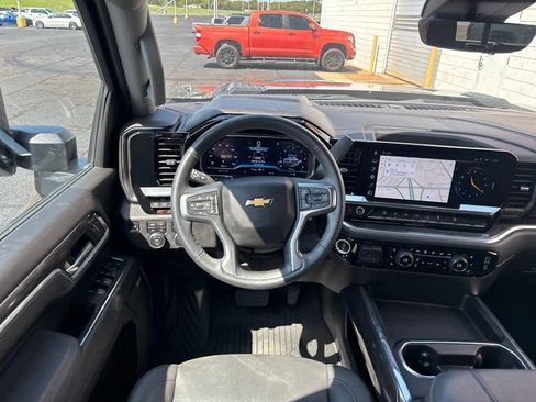 Used 2025 Chevrolet Silverado 2500 LTZ w/ LTZ Premium Texas Edition AWD/4WD image 3