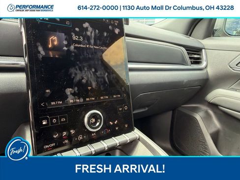 Used 2025 GMC Terrain Elevation AWD/4WD image 17
