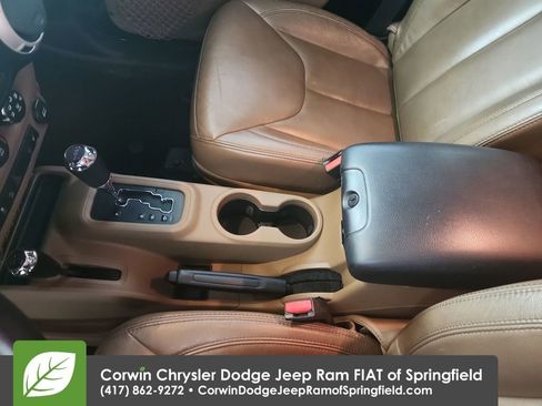 Used 2014 Jeep Wrangler Unlimited Rubicon w/ Connectivity Group image 20