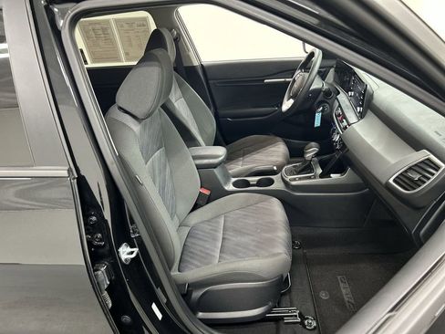 Used 2024 Kia Seltos LX AWD/4WD image 22