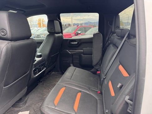 Used 2021 GMC Sierra 1500 AT4 image 5