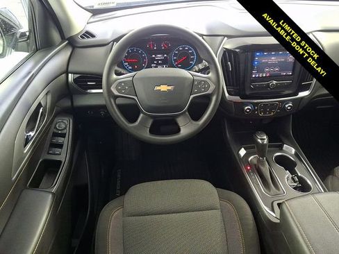 Used 2020 Chevrolet Traverse LS FWD image 13
