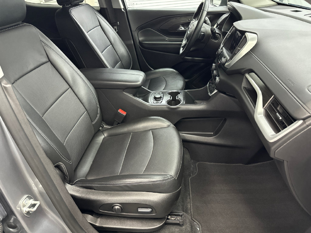 Used 2024 GMC Terrain SLT AWD/4WD image 15