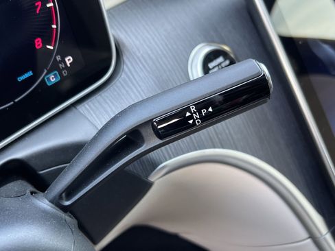 New 2025 Mercedes-Benz C 300 4MATIC Sedan image 20