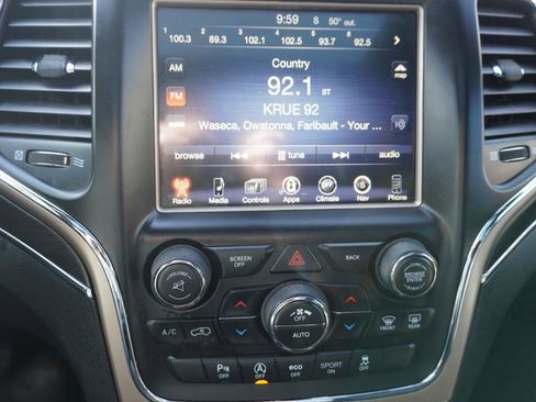 Used 2016 Jeep Grand Cherokee Limited w/ Luxury Group II image 15