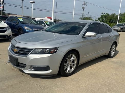 Used 2015 Chevrolet Impala LT w/ Power and Light Package FWD image 7