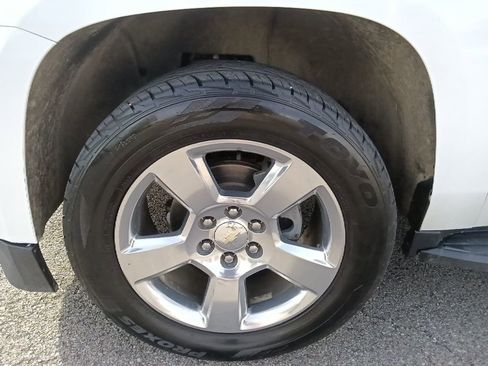 Used 2018 Chevrolet Suburban LT AWD/4WD image 10
