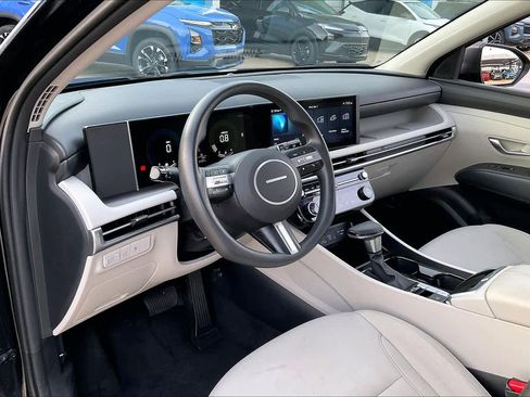 Used 2025 Hyundai Tucson SEL image 17