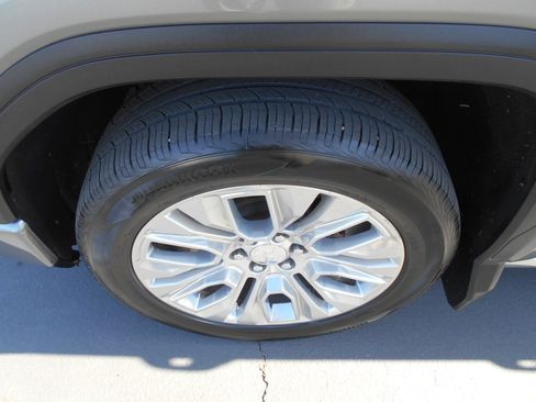 Used 2021 GMC Sierra 1500 Denali w/ Denali Ultimate Package image 19