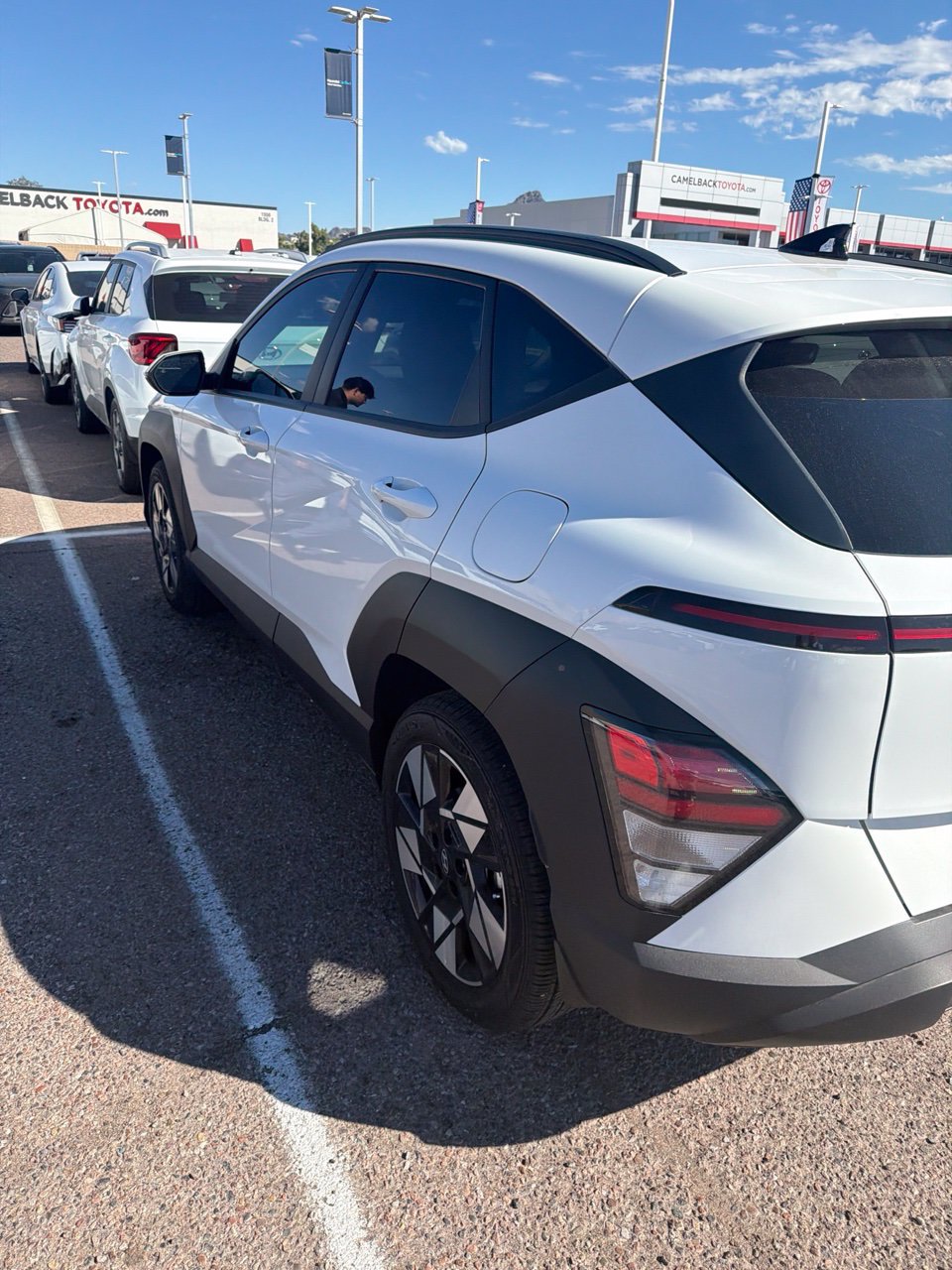 Used 2025 Hyundai Kona SEL FWD image 5