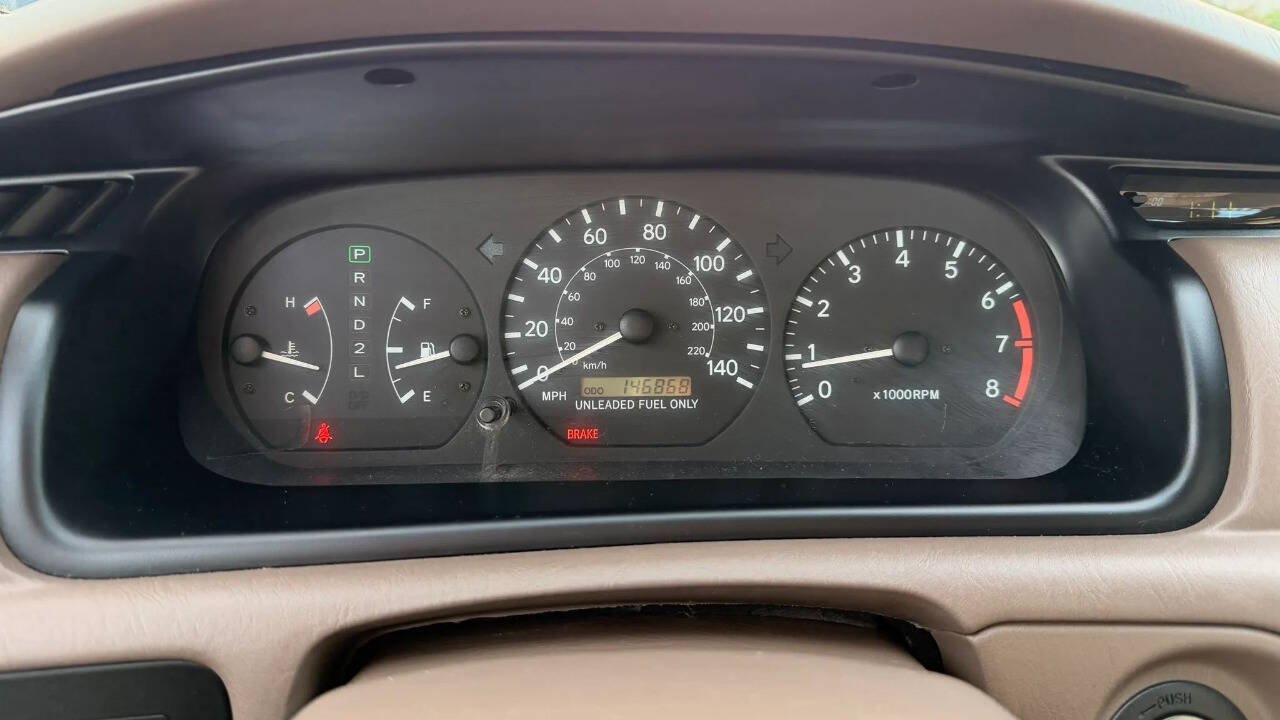 Used 1999 Toyota Camry LE w/ Value Pkg FWD image 14