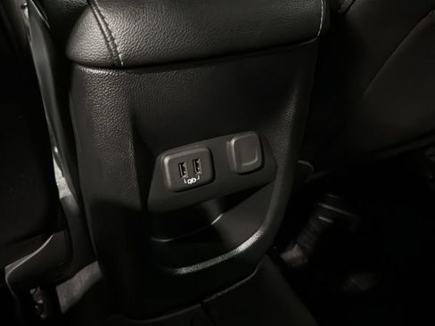 Used 2020 GMC Canyon SLE w/ SLE Convenience Package AWD/4WD image 17