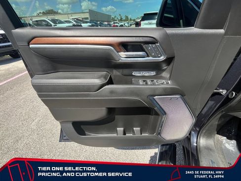 Used 2024 GMC Sierra 1500 Denali AWD/4WD image 24