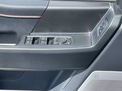 Used 2025 Ford F150 Raptor AWD/4WD image 26