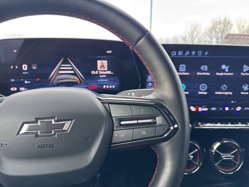 Used 2024 Chevrolet Blazer EV RS image 16