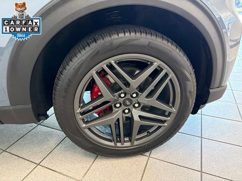 Used 2025 Ford Explorer ST-Line w/ Premium Package AWD/4WD image 17