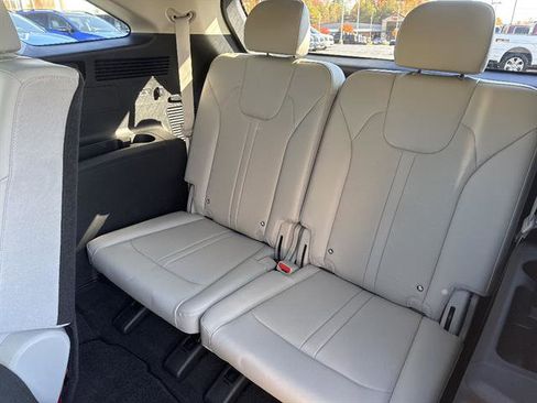 New 2026 Kia Sorento S w/ S Panoramic Sunroof Package image 16