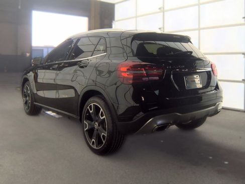 Used 2019 Mercedes-Benz GLA 250 w/ Convenience Package image 6