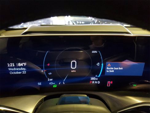 New 2026 Cadillac Vistiq Premium Luxury w/ LPO, Floor Liner Package image 19