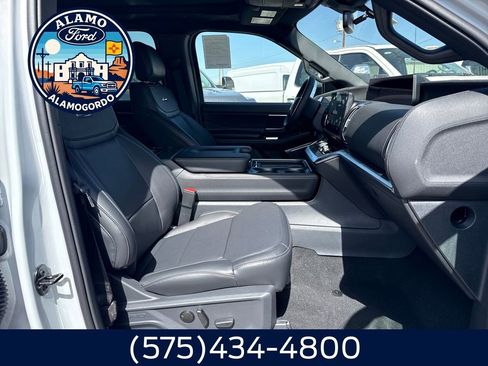 New 2025 Ford Expedition Platinum w/ Stealth Performance Package image 23