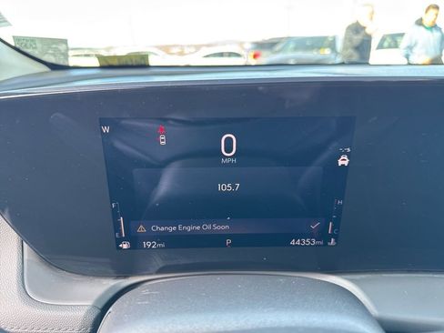 Used 2024 Buick Encore GX Sport Touring image 16