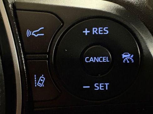 Certified 2022 Toyota RAV4 XLE w/ Convenience Package image 21