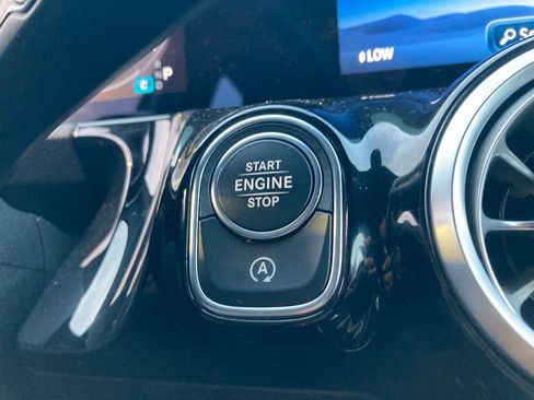 Used 2025 Mercedes-Benz GLA 250 image 18