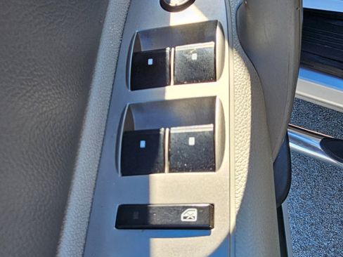 Used 2012 GMC Sierra 2500 W/T image 27