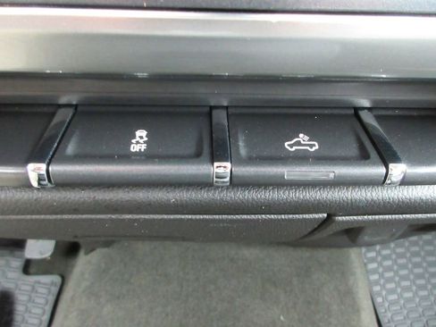 Certified 2016 Chevrolet Silverado 1500 LT w/ All Star Edition image 32