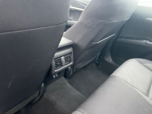 Used 2025 Toyota Camry LE image 24