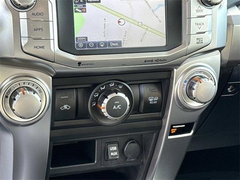 Used 2016 Toyota 4Runner SR5 image 21