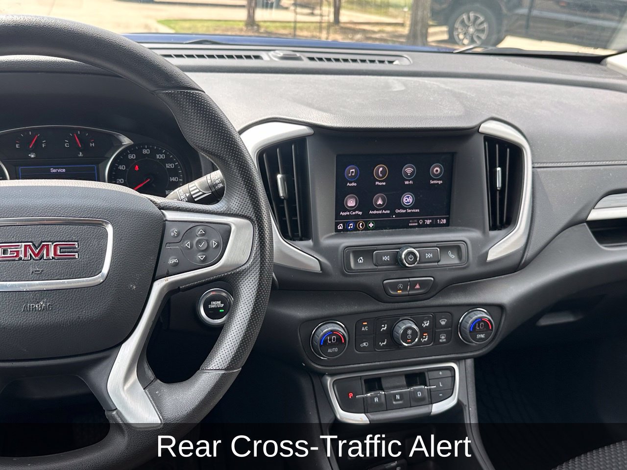 Used 2022 GMC Terrain SLE w/ Driver Convenience Package FWD image 15