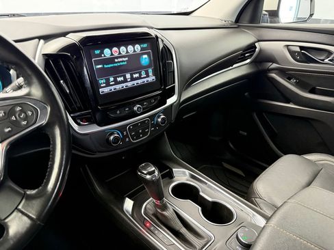 Used 2019 Chevrolet Traverse RS w/ LPO, Floor Liner Package image 5